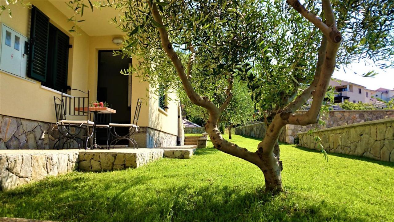 Apartments Garden Baška Exterior foto